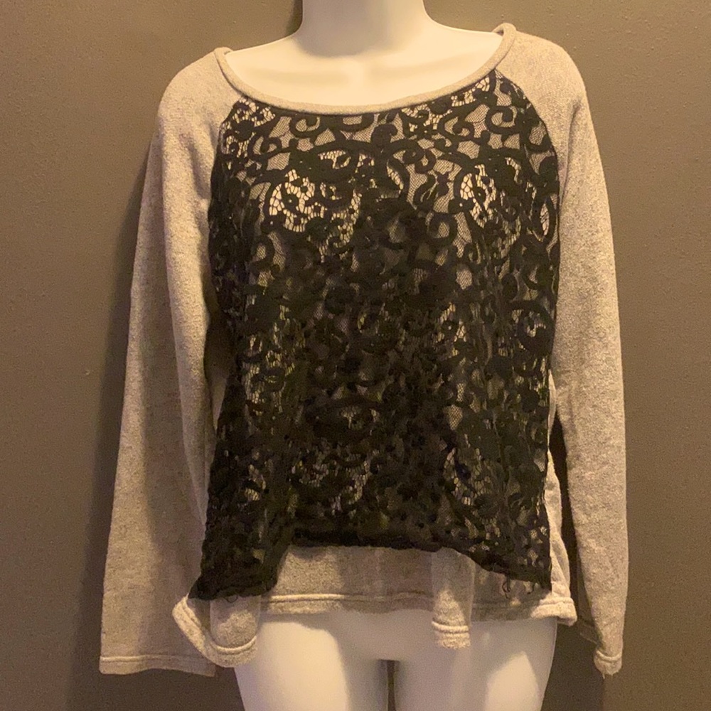 Font design, back single color sweater